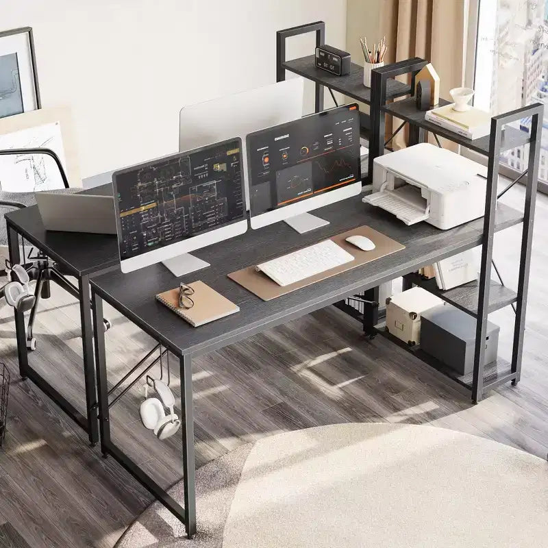 Scrivania da computer da 160 cm con ripiani e gancio per cuffie color rovere, Scrivania da ufficio domestico con 4 ripiani, piedini regolabili e libreria reversibile