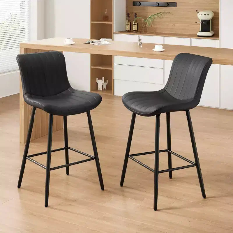 Set di 2 sedie da pranzo in similpelle con gambe in metallo, sedie da cucina e sala da pranzo nere