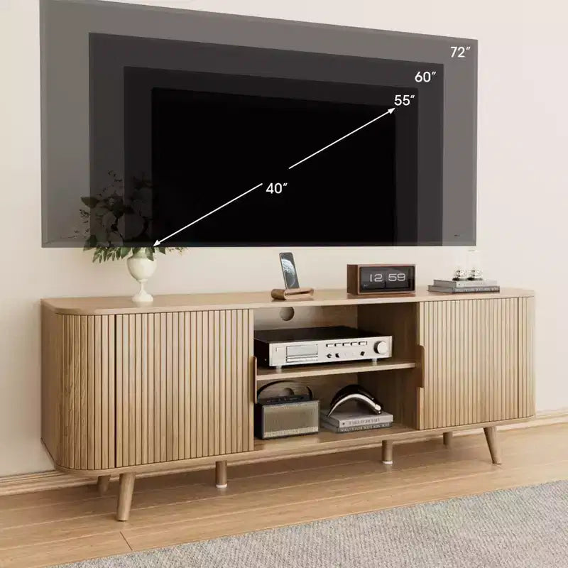 Mobile porta TV da 55 pollici per camera da letto e soggiorno, mobile porta TV in rovere per TV fino a 65 pollici, mobile TV moderno di metà secolo con dettagli in legno scanalato e gestione dei cavi